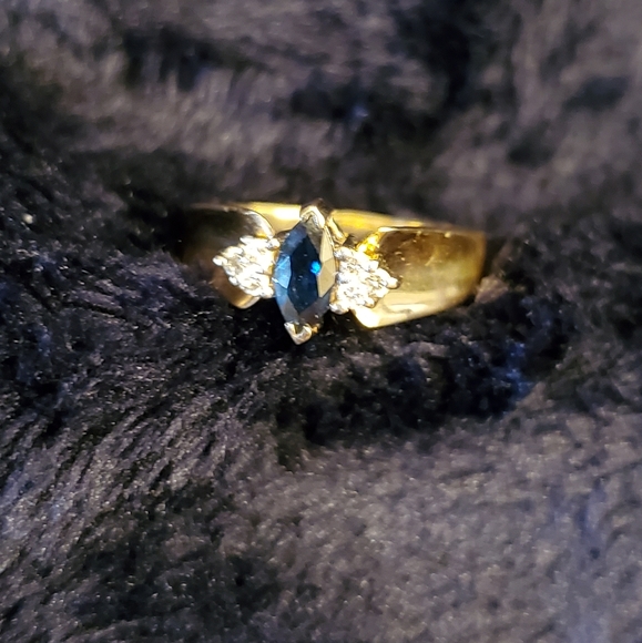 ***SOLD*** 14K Yellow Gold Sapphire Diamond Ring - Picture 14 of 14